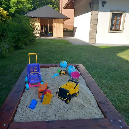 Lotrinsky 3* Hodruša